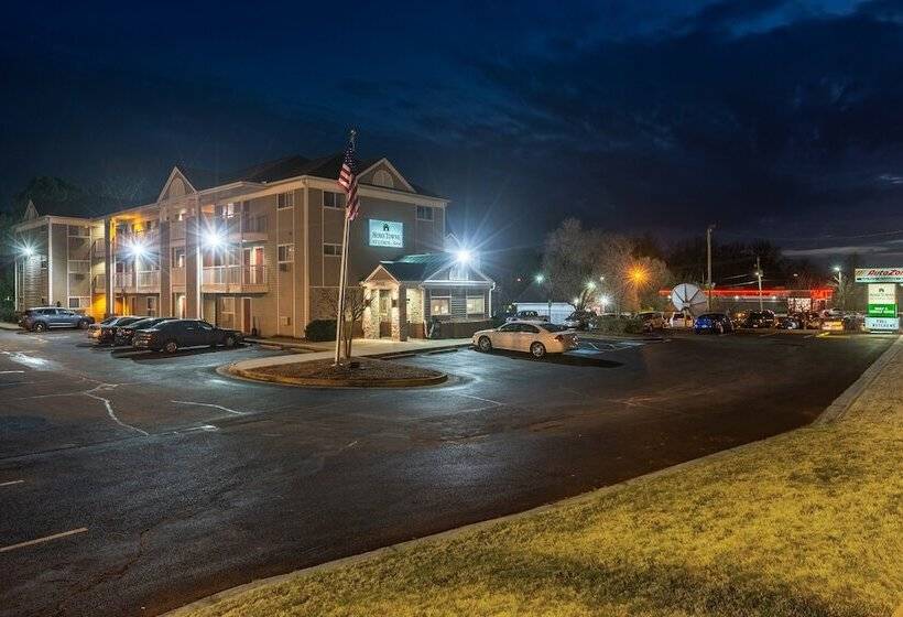 בית מלון כפרי Hometowne Studios By Red Roof Gainesville, Ga