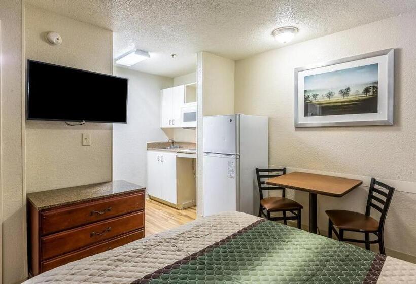 בית מלון כפרי Hometowne Studios By Red Roof Gainesville, Ga