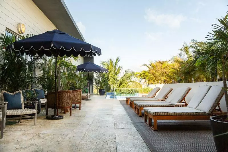 בית מלון כפרי Kayak Miami Beach