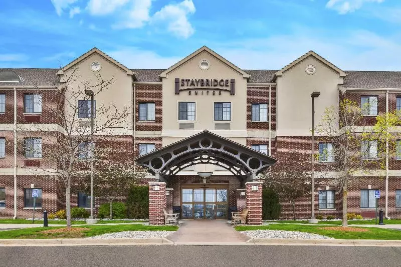 호텔 Staybridge Suites Lansing Okemos By Ihg