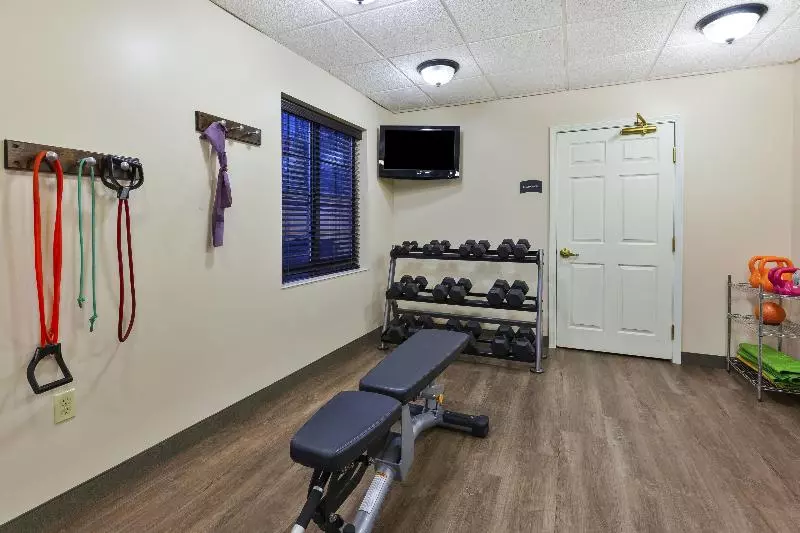 호텔 Staybridge Suites Lansing Okemos By Ihg