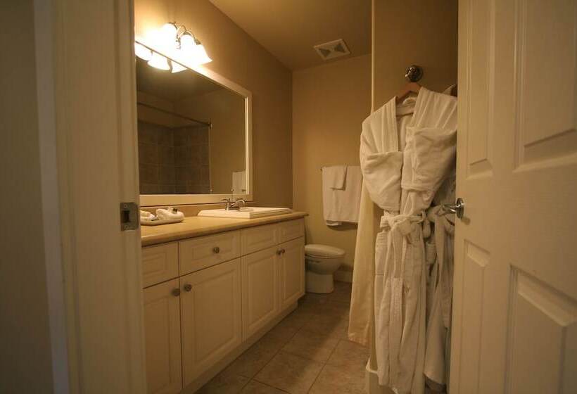 ホテル The Pinnacle Lodge