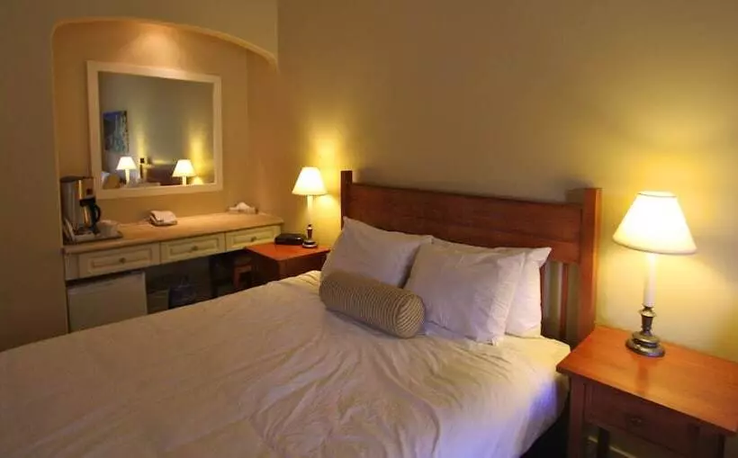 酒店 The Pinnacle Lodge