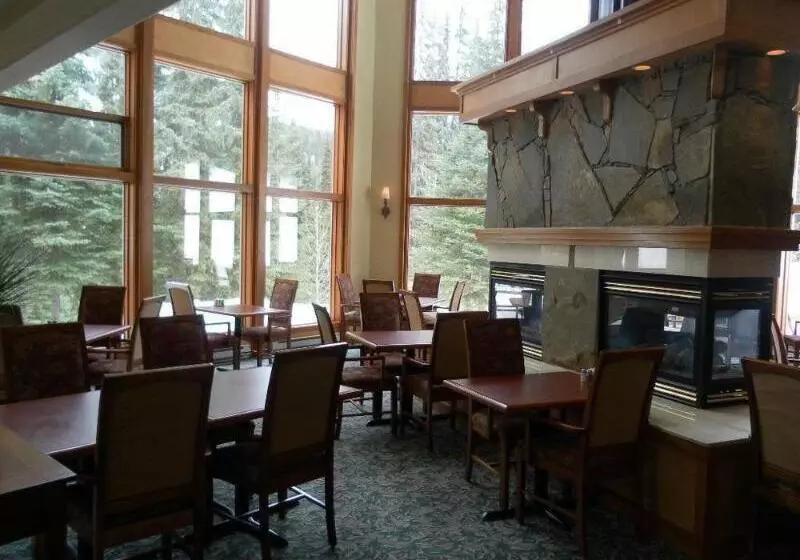 酒店 The Pinnacle Lodge