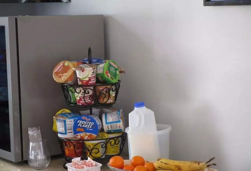 酒店 Winnisquam Lake Inn