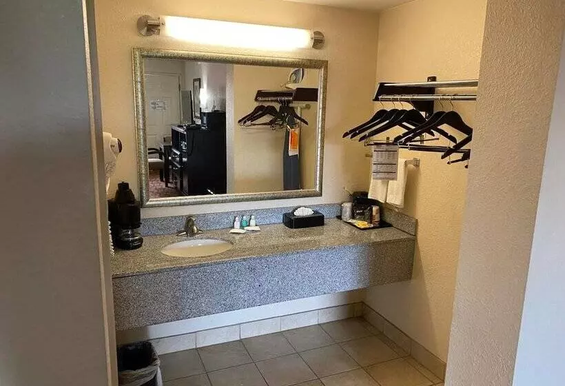 Motel 6 Oklahoma City Ok Fairgrounds West