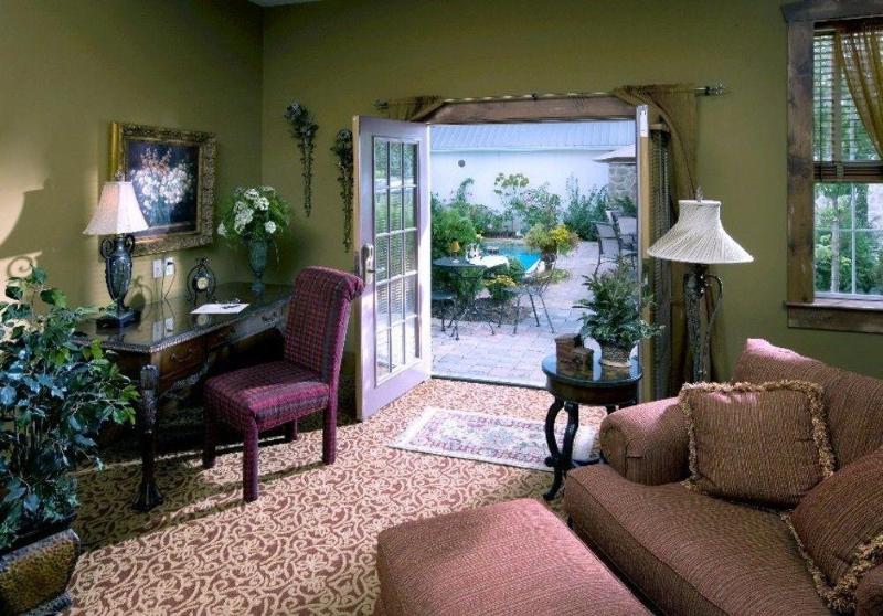 The Inn At Leola Village, A Historic Hotel Of America