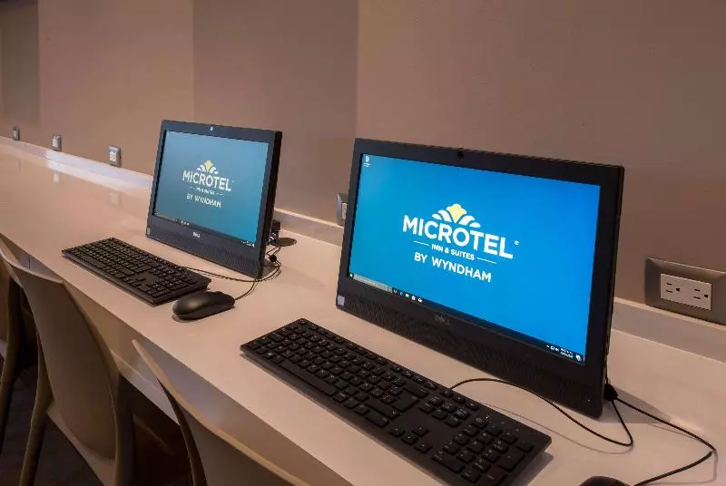Microtel Inn & Suites By Wyndham Guadalajara Sur