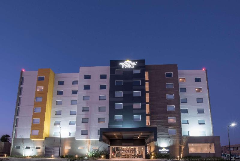 Microtel Inn & Suites By Wyndham Guadalajara Sur