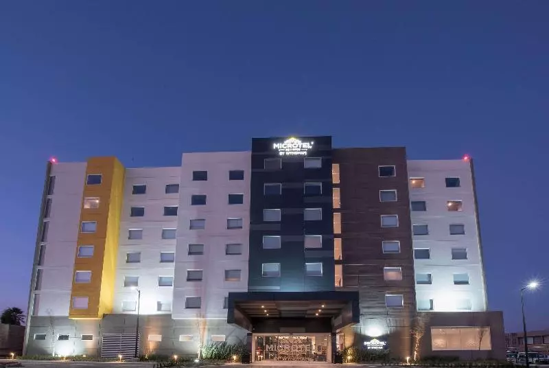Microtel Inn & Suites By Wyndham Guadalajara Sur