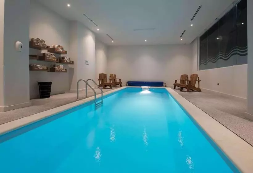 Microtel Inn & Suites By Wyndham Guadalajara Sur