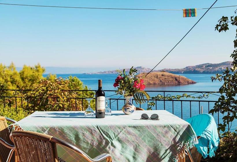 בית מלון כפרי Anaxos Hill