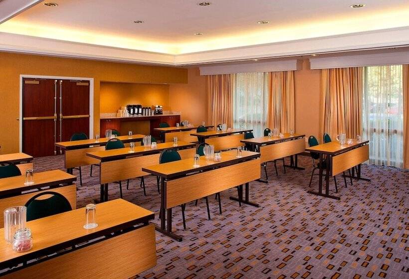 Szálloda Courtyard By Marriott Covington / Mandeville