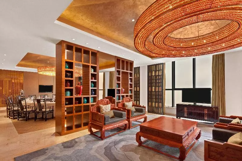 Hotel Crowne Plaza Sanya City Center, An Ihg