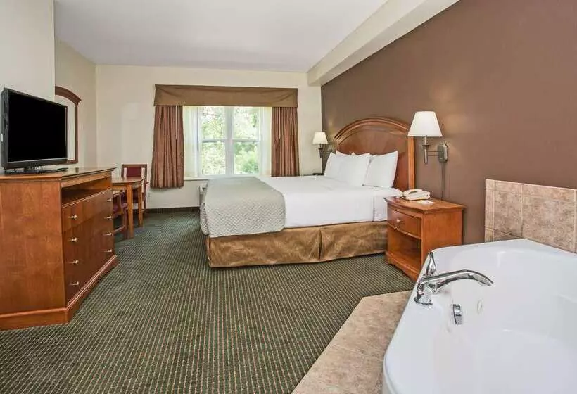 Отель Days Inn By Wyndham Manitou Springs