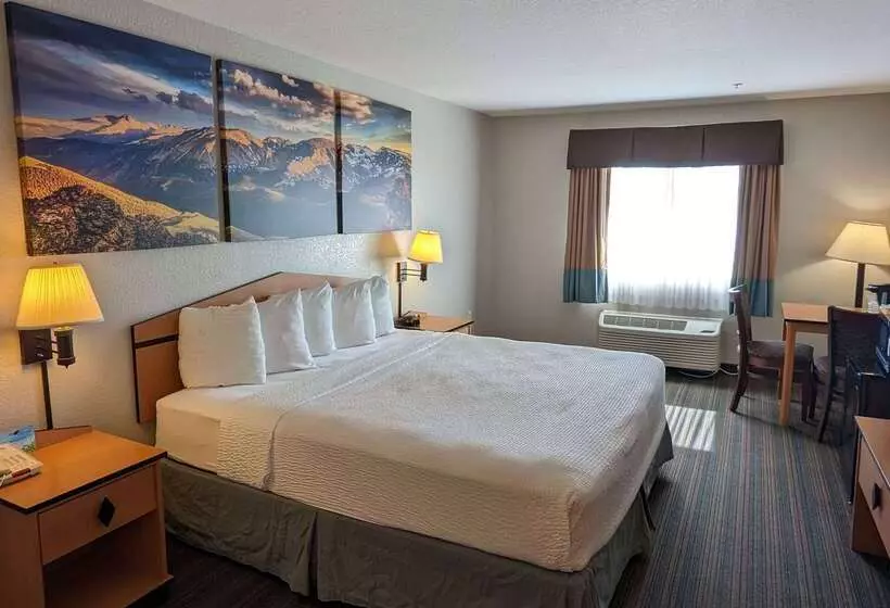 Отель Days Inn & Suites By Wyndham Castle Rock