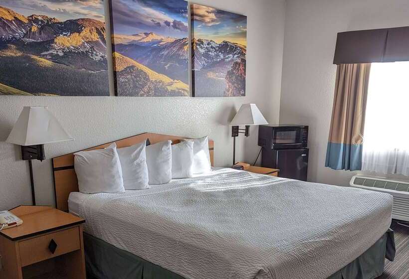 בית מלון כפרי Days Inn & Suites By Wyndham Castle Rock