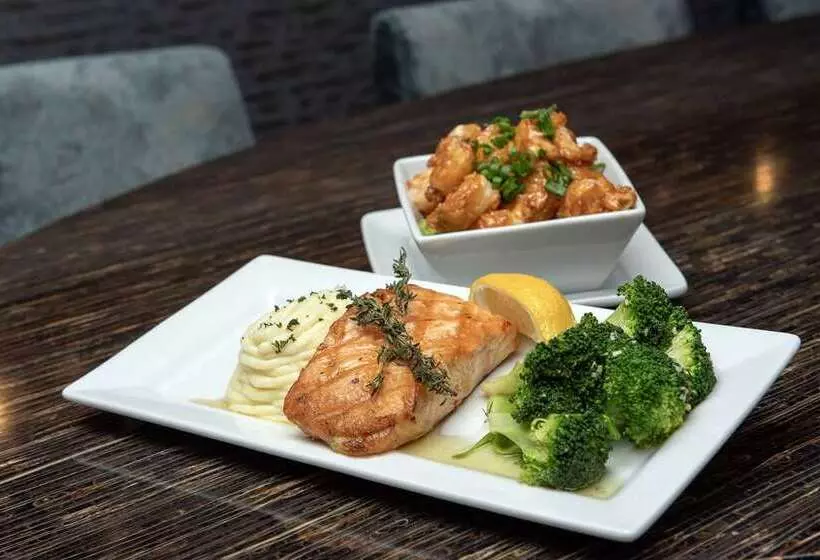 ホテル Embassy Suites Springfield