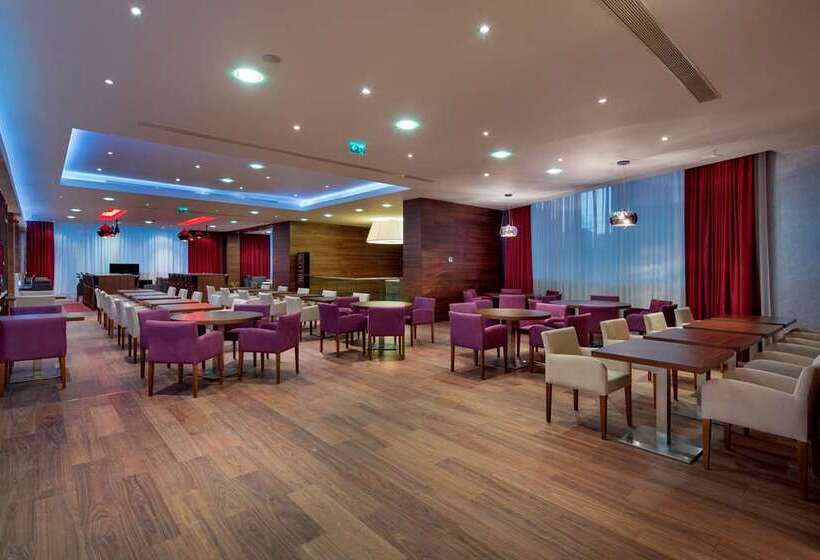 Hotel Hampton By Hilton Istanbul Kayasehir