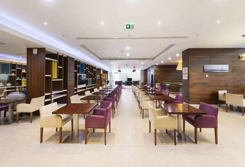 Hotel Hampton By Hilton Istanbul Kayasehir