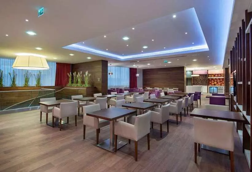 Hotel Hampton By Hilton Istanbul Kayasehir