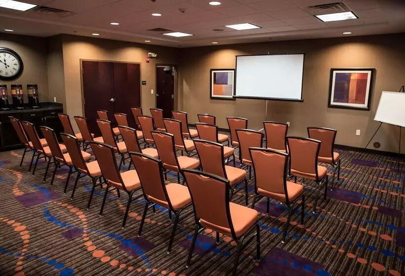 Отель Hampton Inn Foley