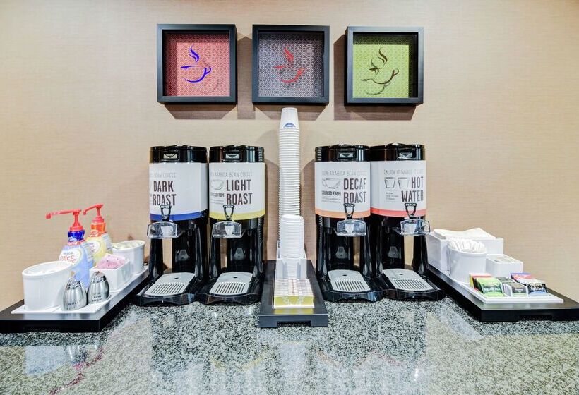 فندق Hampton Inn Foley