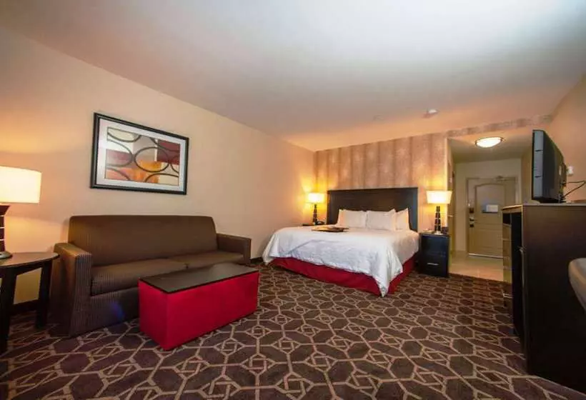 Отель Hampton Inn By Hilton Fort Morgan