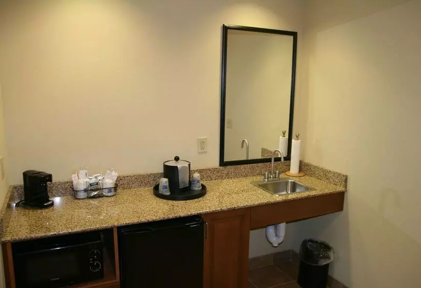 酒店 Hampton Inn & Suites Warren