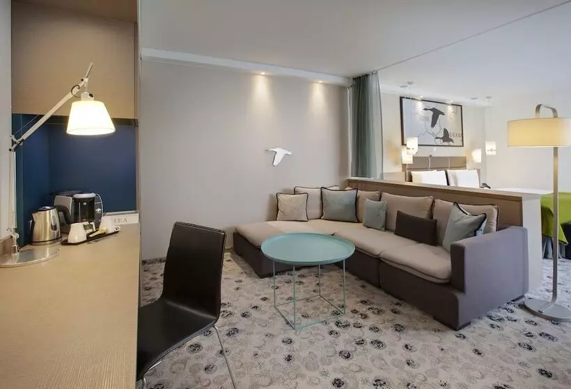 Hotelli Holiday Inn Berlin City East Side, An Ihg