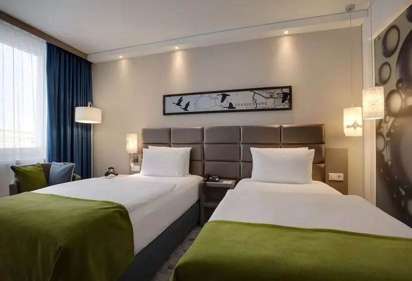 Hotelli Holiday Inn Berlin City East Side, An Ihg