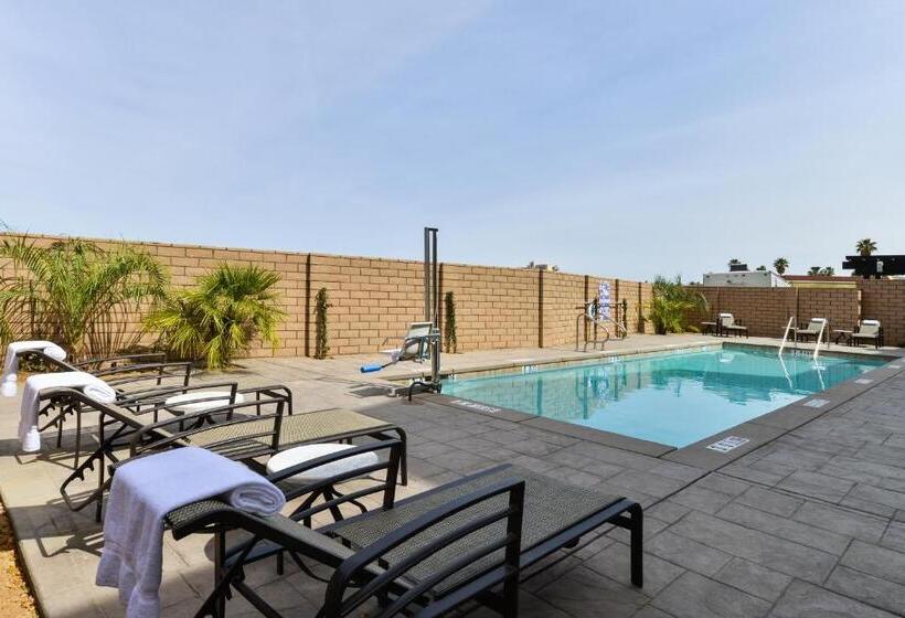 فندق Holiday Inn Express & Suites Indio   Coachella Valley, An Ihg