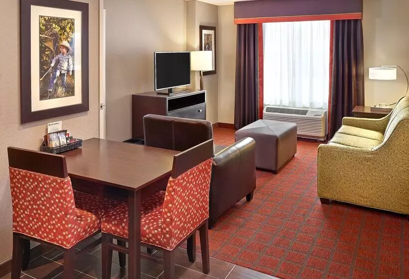 Отель Homewood Suites By Hilton Calgary Airport, Alberta, Canada