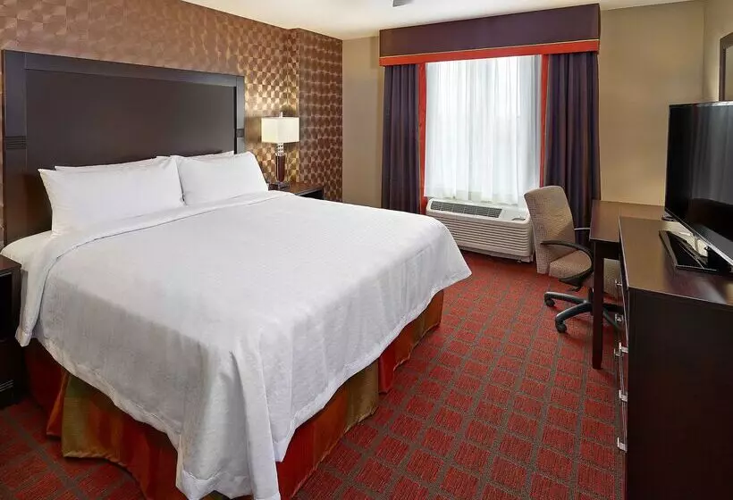 Отель Homewood Suites By Hilton Calgary Airport, Alberta, Canada