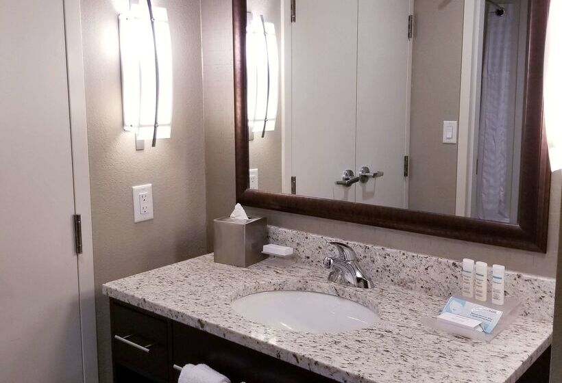 Szálloda Homewood Suites By Hilton Calgary Airport, Alberta, Canada