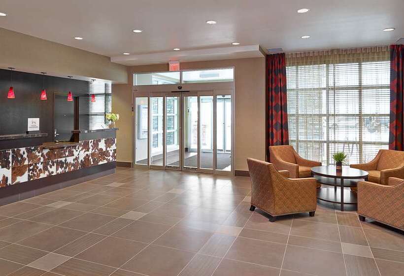 Szálloda Homewood Suites By Hilton Calgary Airport, Alberta, Canada