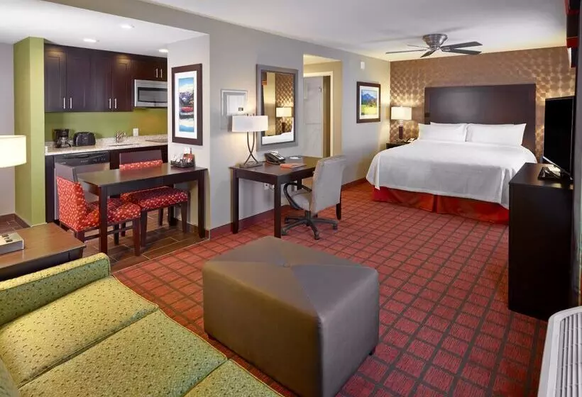 Отель Homewood Suites By Hilton Calgary Airport, Alberta, Canada