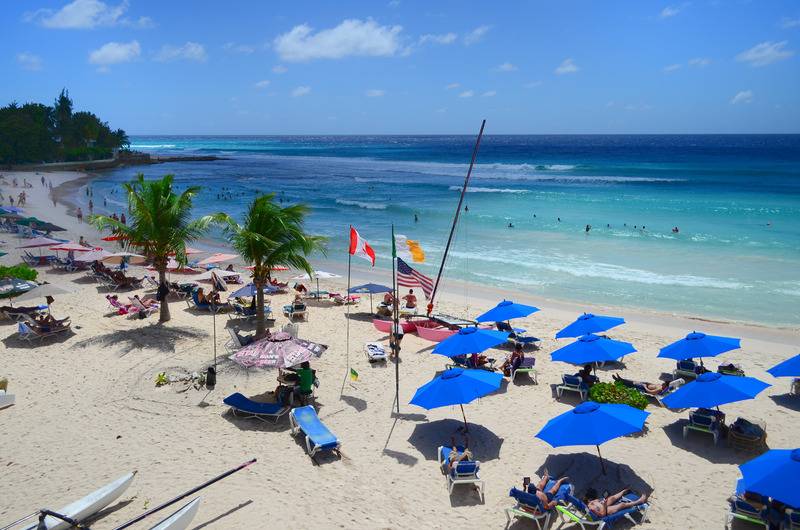 هتل Infinity On The Beach