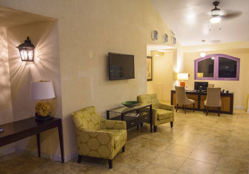 هتل Infinity On The Beach