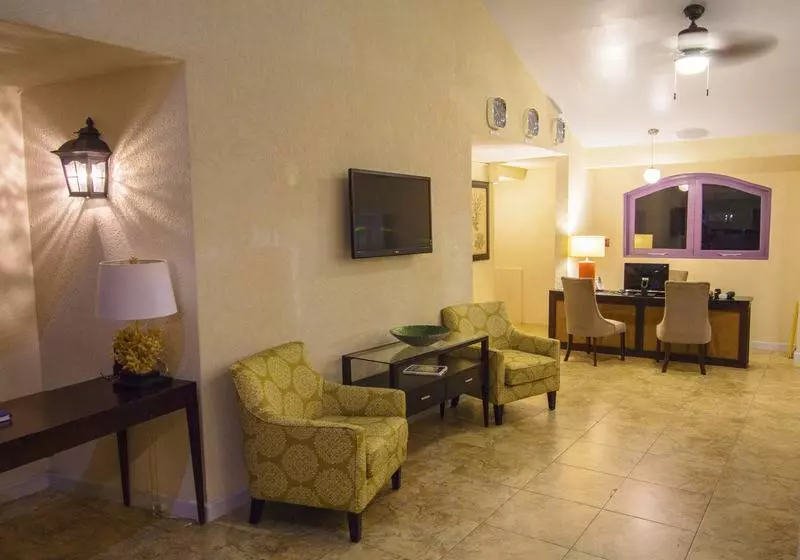 هتل Infinity On The Beach