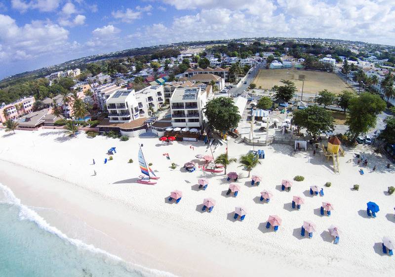 هتل Infinity On The Beach