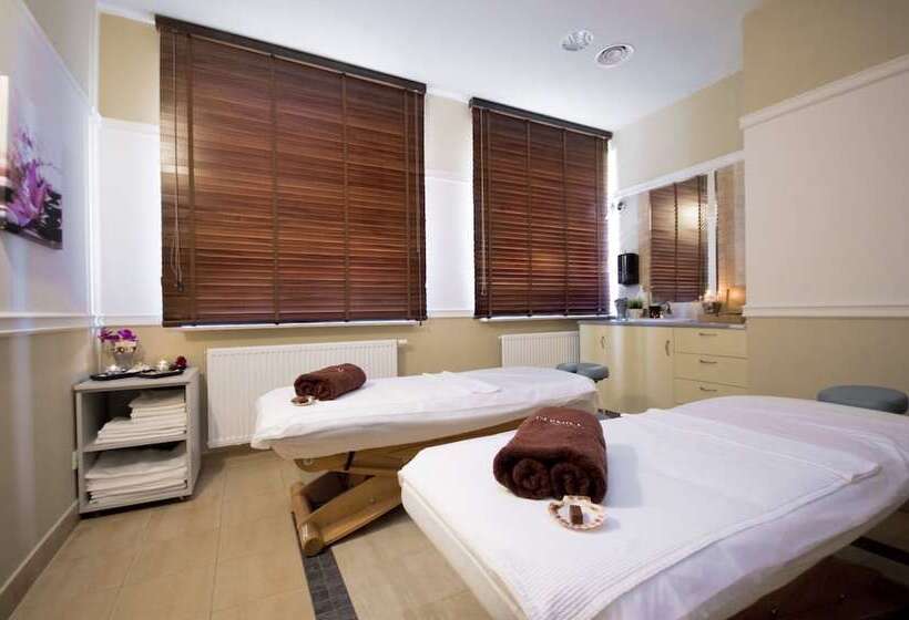 ホテル Korona Spa & Wellness