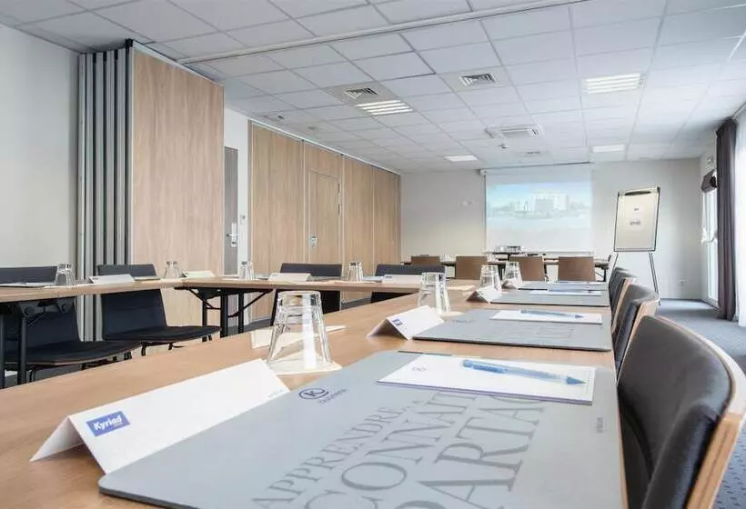 Hotel Kyriad La Rochelle Centre  Les Minimes