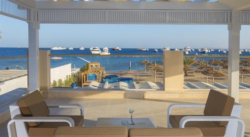 هتل Pickalbatros White Beach Resort  Hurghada