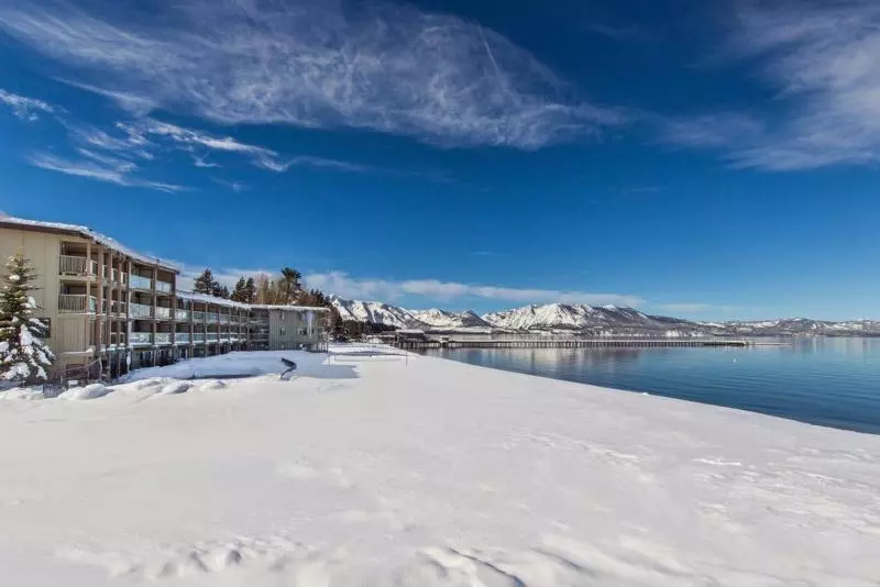 فندق Tahoe Lakeshore Lodge & Spa