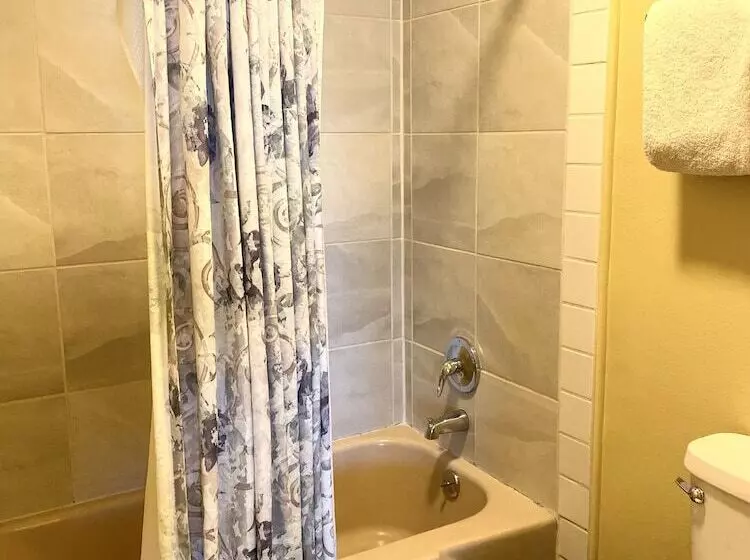 فندق Tahoe Lakeshore Lodge & Spa