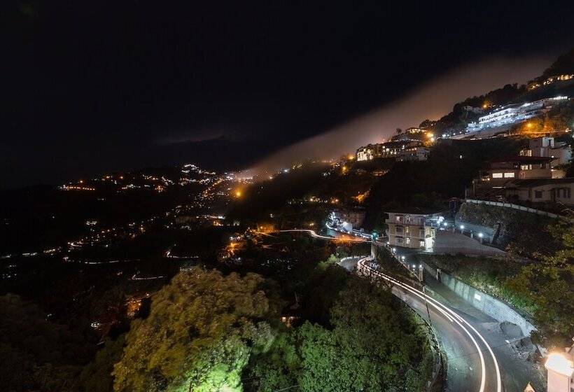 هتل The India At Big Bend