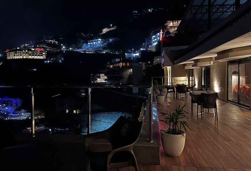 هتل The India At Big Bend