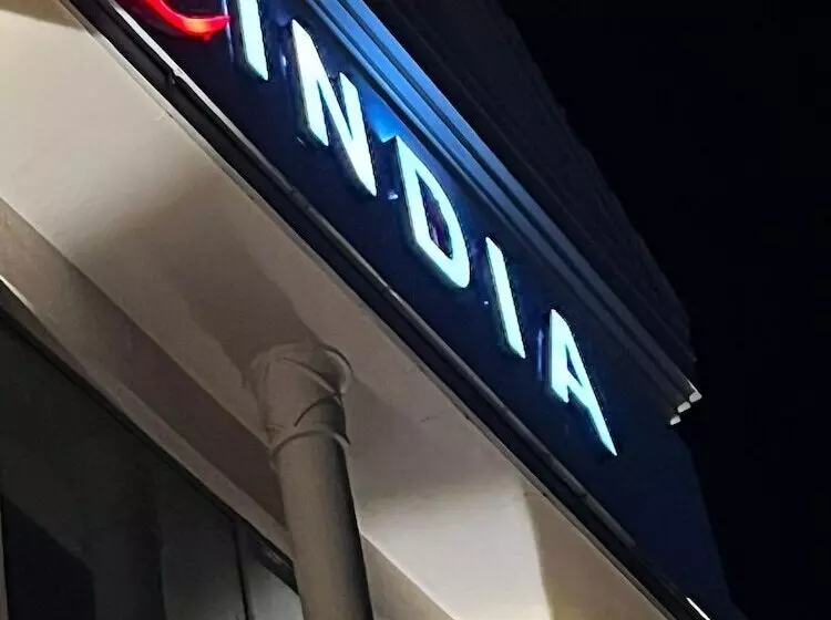 Hotel The India At Big Bend