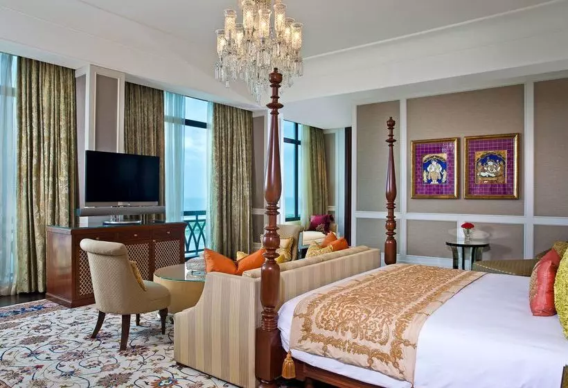 هتل The Leela Palace Chennai